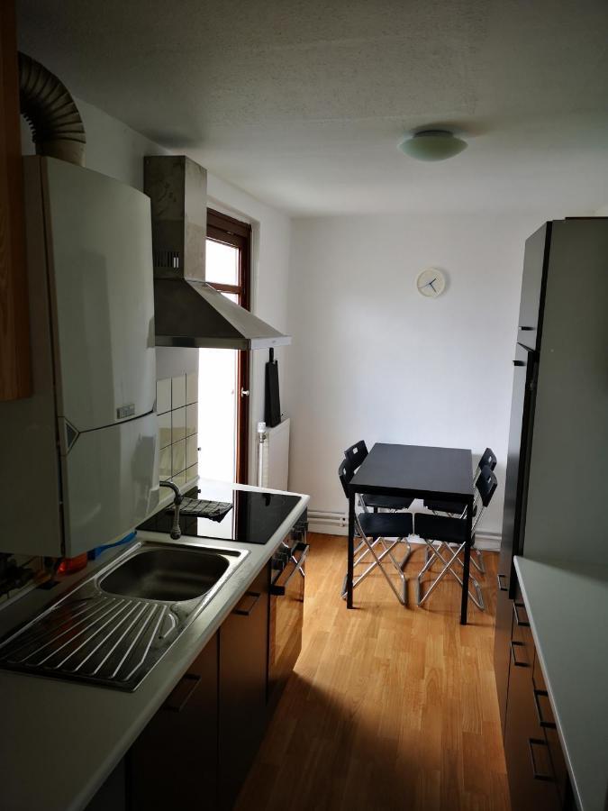 Ferienwohnung Mit Balkon *